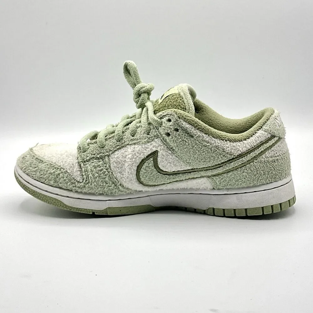 Nike Dunk Low SE Fleece Shoes Honeydew Green White Womens Size 9 DQ7579-300